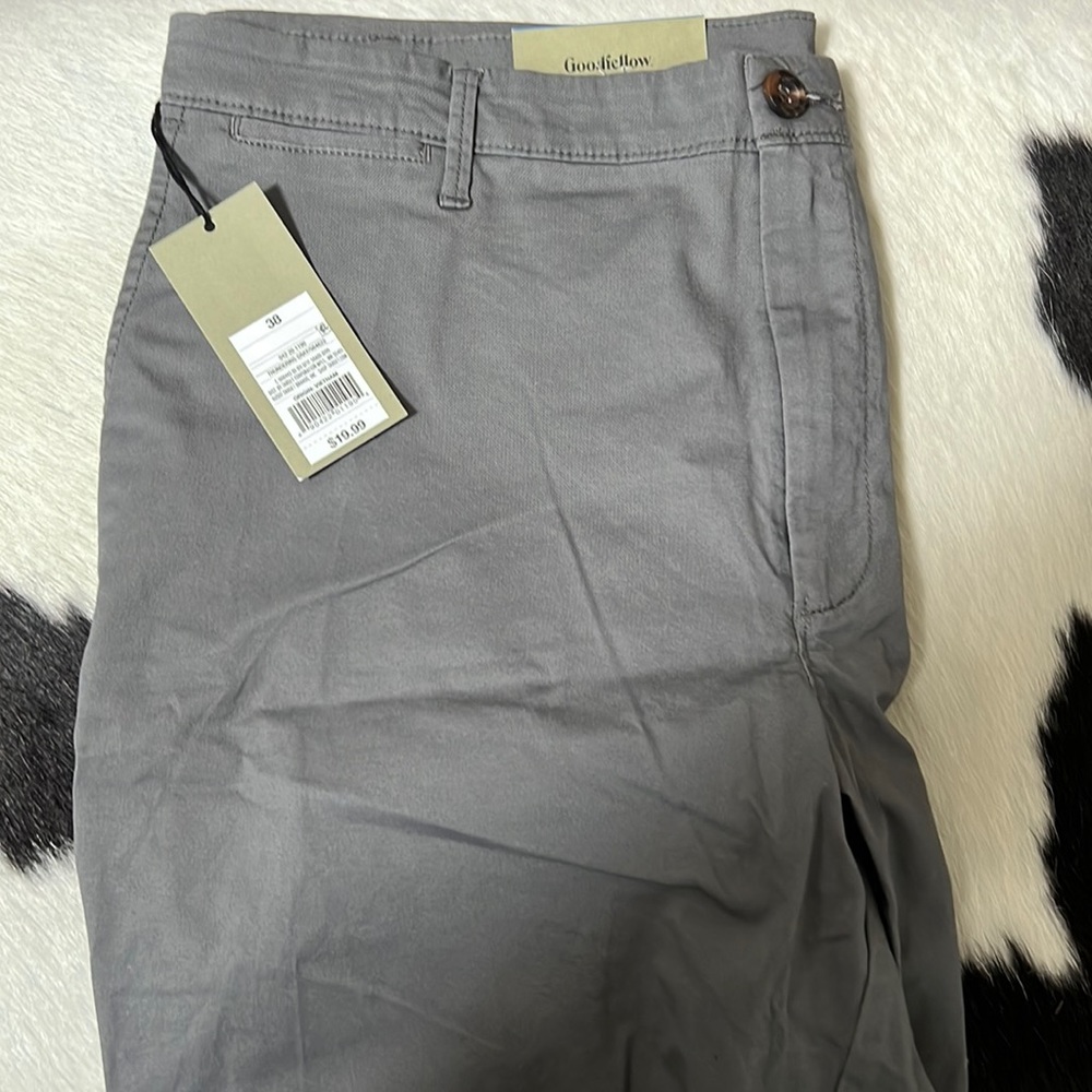 Goodfellow flat front chino shorts